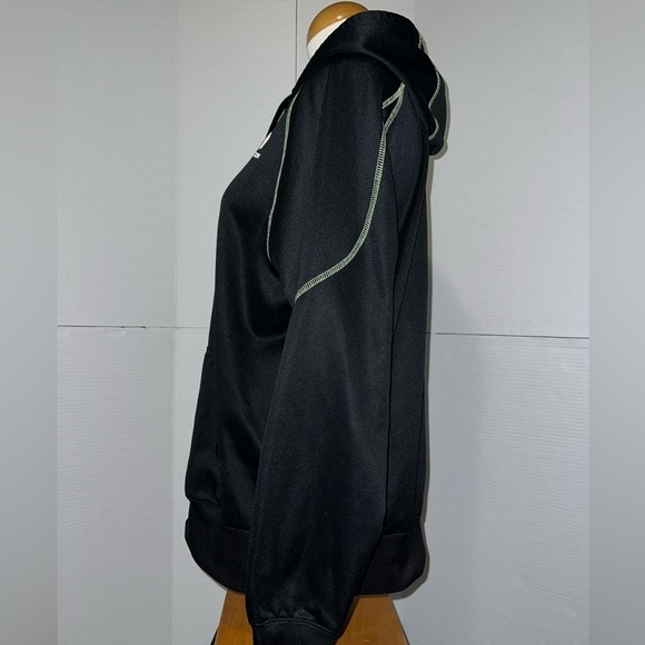 John Deere Hoodie - Picture 2 of 6